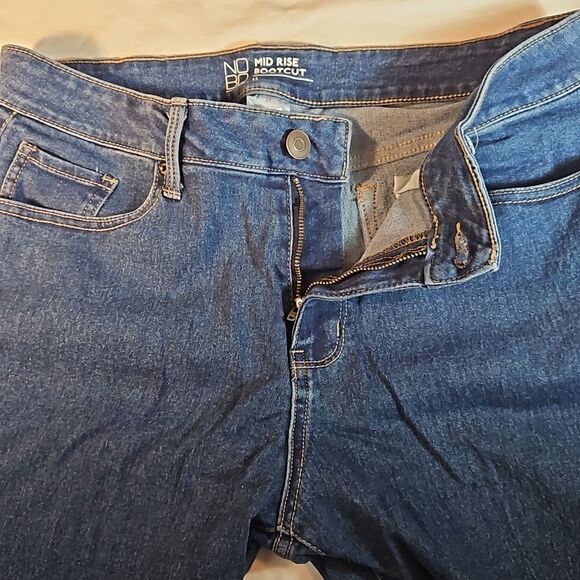 No Boundries Mid Rise Bootcut Jeans Size 17 - Picture 6 of 7